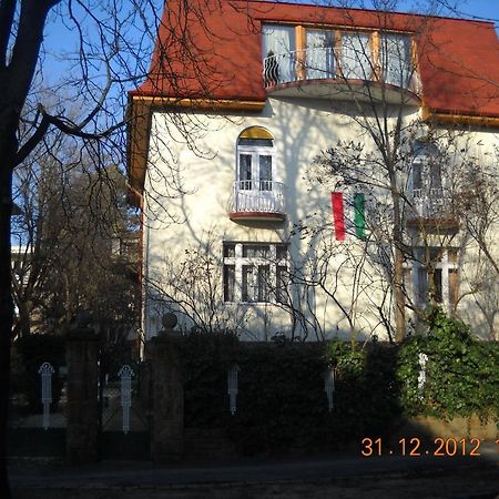 Villa Julia Budapeşte Oda fotoğraf